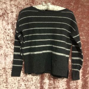 SALE 🎀 C&C California wool blend sweater sz s